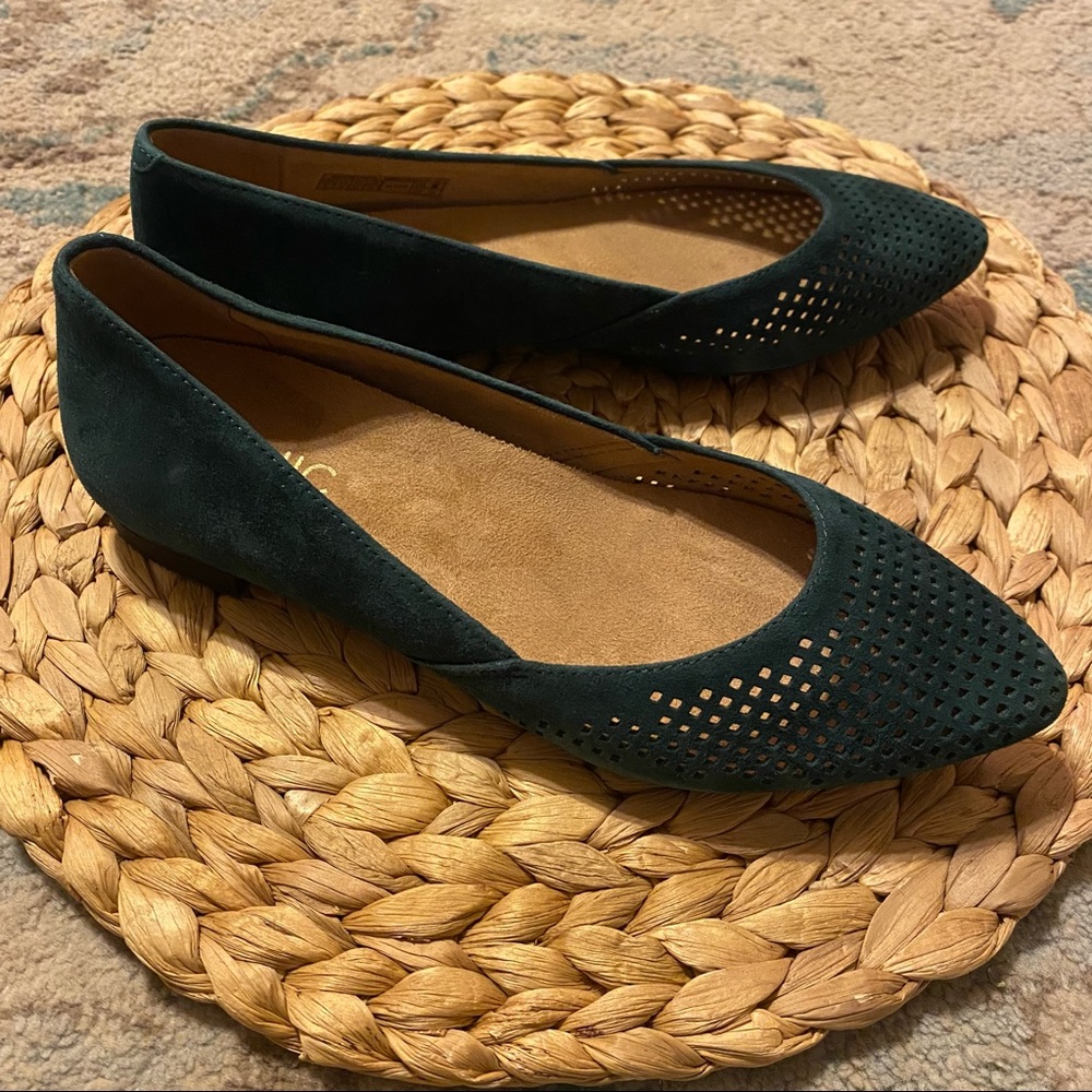 Vionic Posey Pointed Toe Flat - image 2